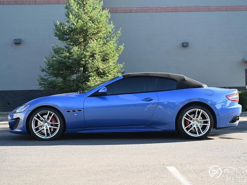 Used 2016 Maserati GranTurismo Sport image 13