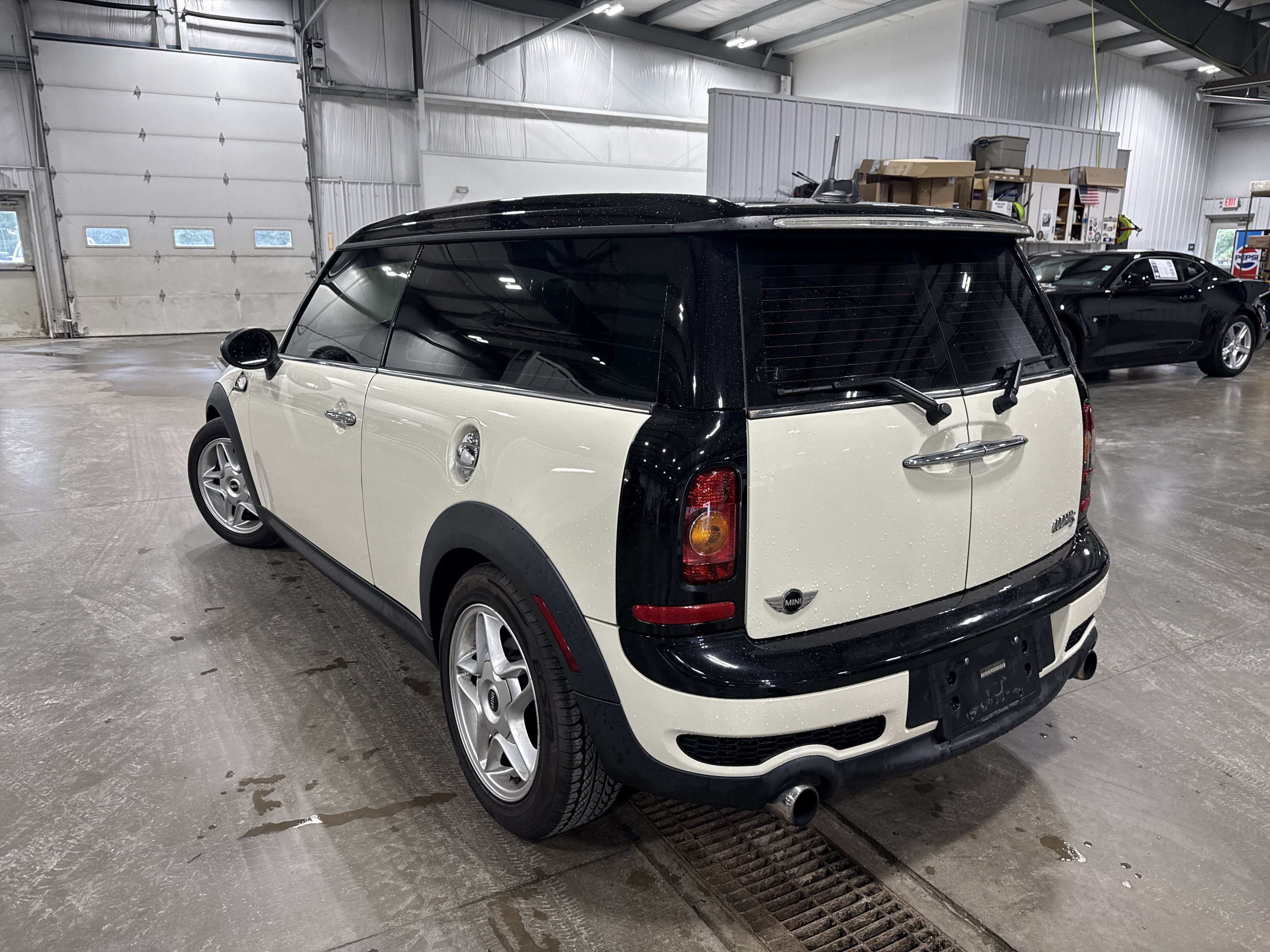 Used 2010 MINI Cooper Clubman S FWD image 4