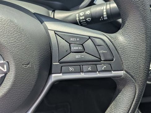 Used 2025 Nissan Altima 2.5 SV FWD image 18