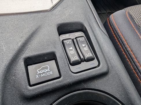 Used 2020 Subaru Crosstrek 2.0i Premium image 12