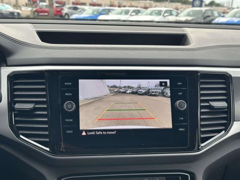 Certified 2023 Volkswagen Atlas Cross Sport SEL Premium R-Line image 19