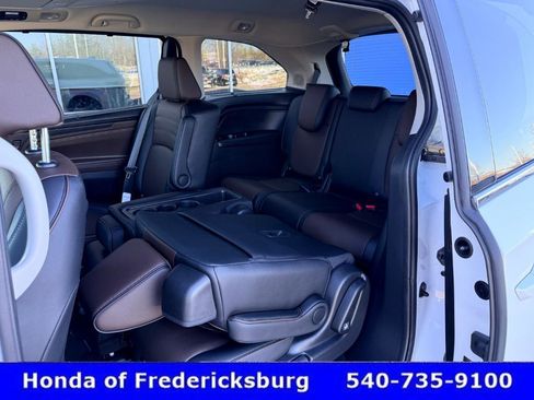 Certified 2025 Honda Odyssey Elite image 26