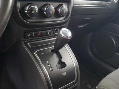 Used 2017 Jeep Patriot Latitude image 25