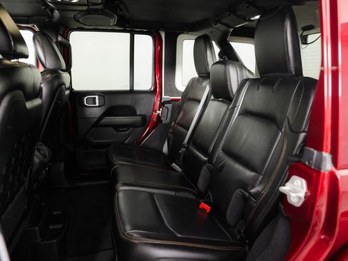 Used 2021 Jeep Wrangler Unlimited Rubicon w/ Dual Top Group image 21