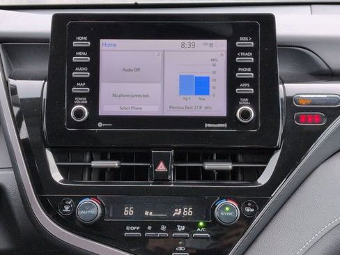 Used 2023 Toyota Camry SE FWD image 18
