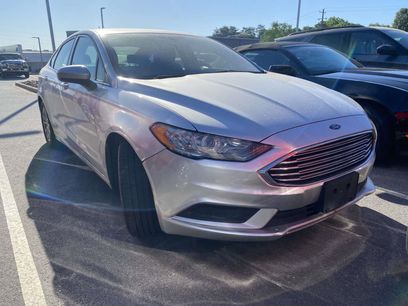 Used 2017 Ford Fusion SE w/ Fusion SE Technology Package