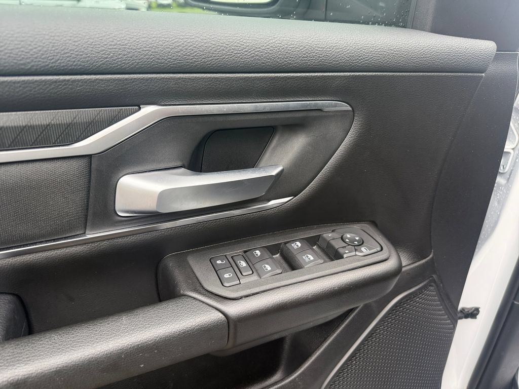 Used 2025 RAM 1500 Big Horn AWD/4WD image 19