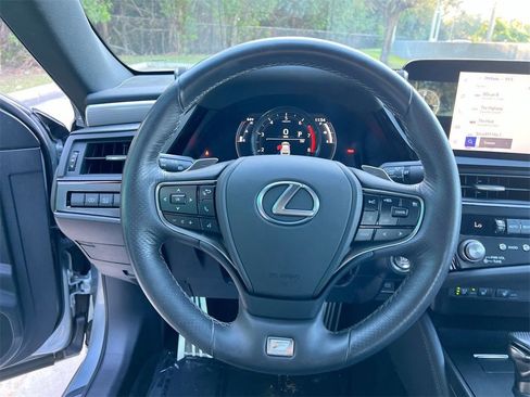 Certified 2023 Lexus ES 350 F Sport image 8