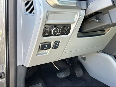 New 2025 Ford F150 Lariat w/ Equipment Group 502A High image 34