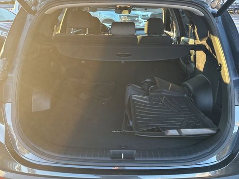 Used 2023 Hyundai Santa Fe SEL w/ Cargo Package image 5