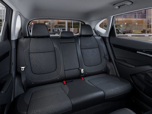 New 2025 Kia Seltos S image 16