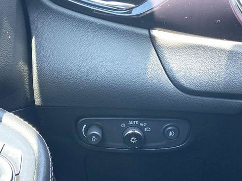 Used 2023 Buick Encore GX Select FWD image 13