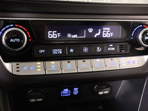 Used 2018 Hyundai Sonata Limited image 7