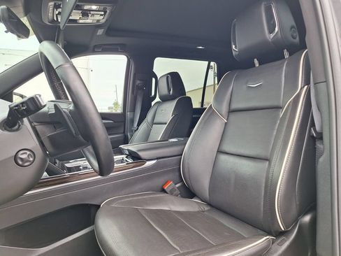 Certified 2025 Cadillac Escalade Premium Luxury AWD/4WD image 25