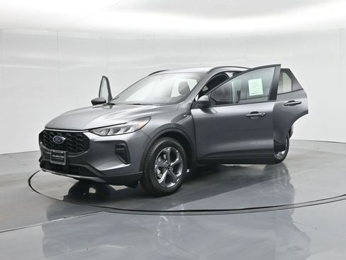 New 2025 Ford Escape ST-Line w/ Tech Pack #1 image 29