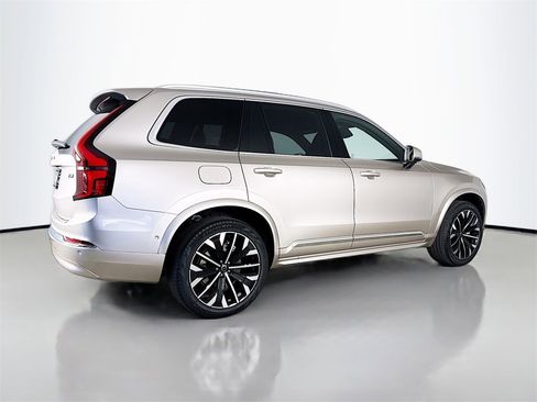 Certified 2026 Volvo XC90 T8 Plus w/ Protection Package Premier AWD/4WD image 7