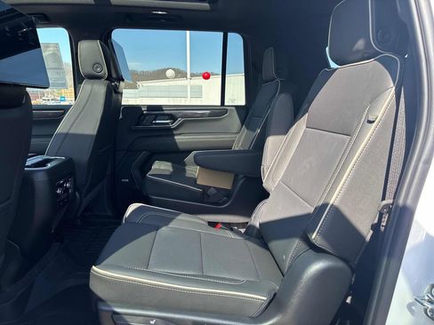 New 2026 GMC Yukon XL Elevation w/ Elevation Premium Package image 28