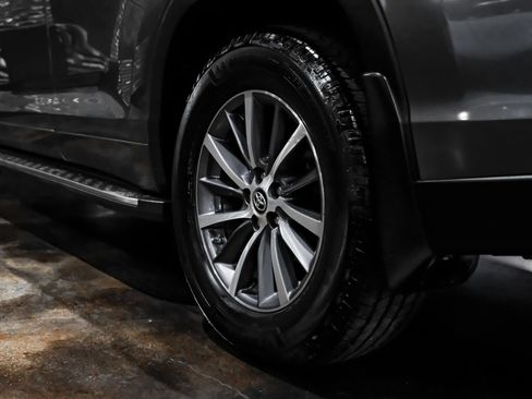 Used 2018 Toyota Highlander XLE FWD image 62