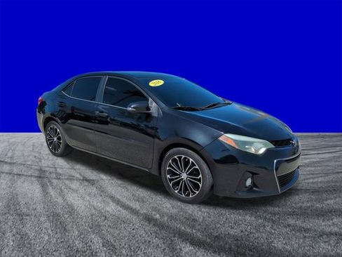 Used 2016 Toyota Corolla S image 2