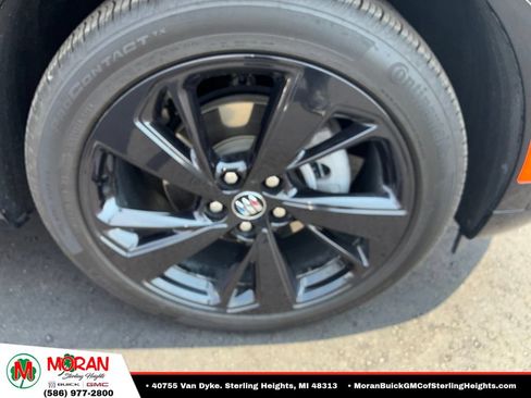 Used 2024 Buick Envision Sport Touring AWD/4WD image 4