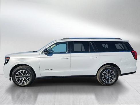 Certified 2025 Ford Expedition Max Platinum image 3