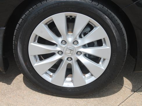Used 2013 Honda Accord EX-L image 3