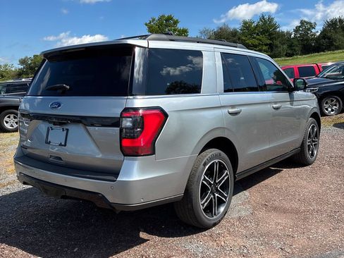 Used 2020 Ford Expedition Limited w/ Equipment Group 303A AWD/4WD image 2