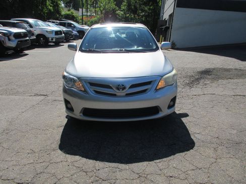 Used 2012 Toyota Corolla LE w/ Premium Pkg FWD image 2