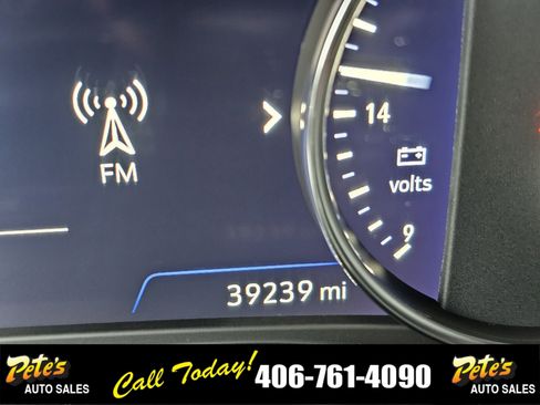 Used 2024 Buick Enclave Premium image 34