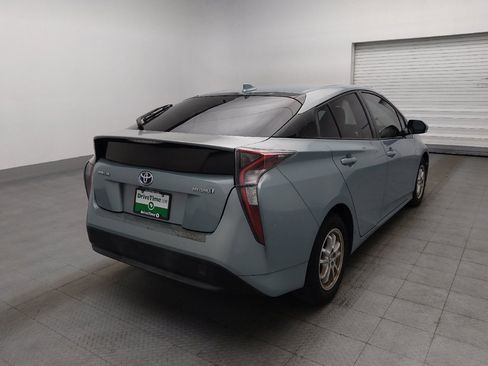 Used 2017 Toyota Prius Three FWD image 9