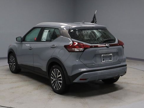 Certified 2023 Nissan Kicks SV image 10