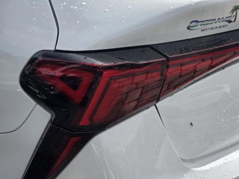 Used 2025 Kia K5 GT FWD image 22