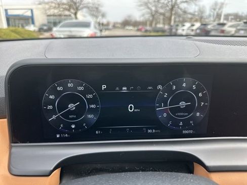 Used 2024 Kia Seltos EX image 14