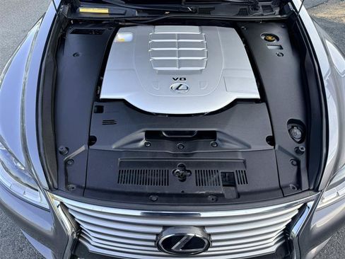 Used 2015 Lexus LS 460 AWD w/ Comfort Package image 41