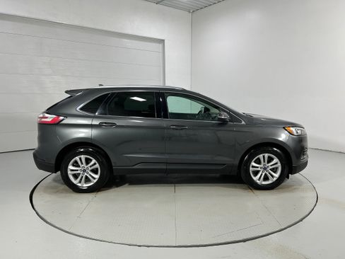 Used 2020 Ford Edge SEL w/ Cold Weather Package image 35