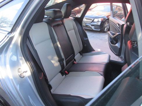 Used 2019 Volkswagen Jetta R-Line image 73