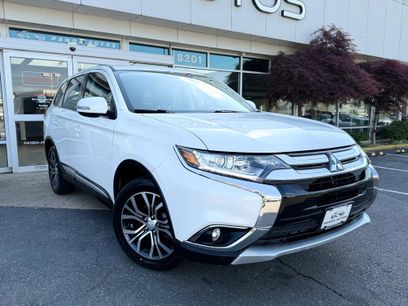 Used 2018 Mitsubishi Outlander SE