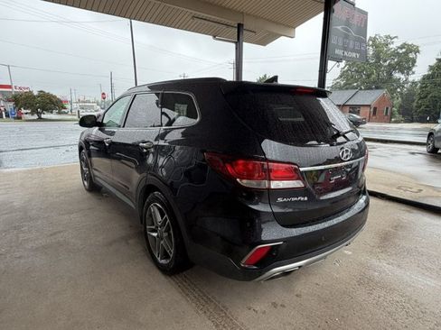 Used 2017 Hyundai Santa Fe FWD image 6
