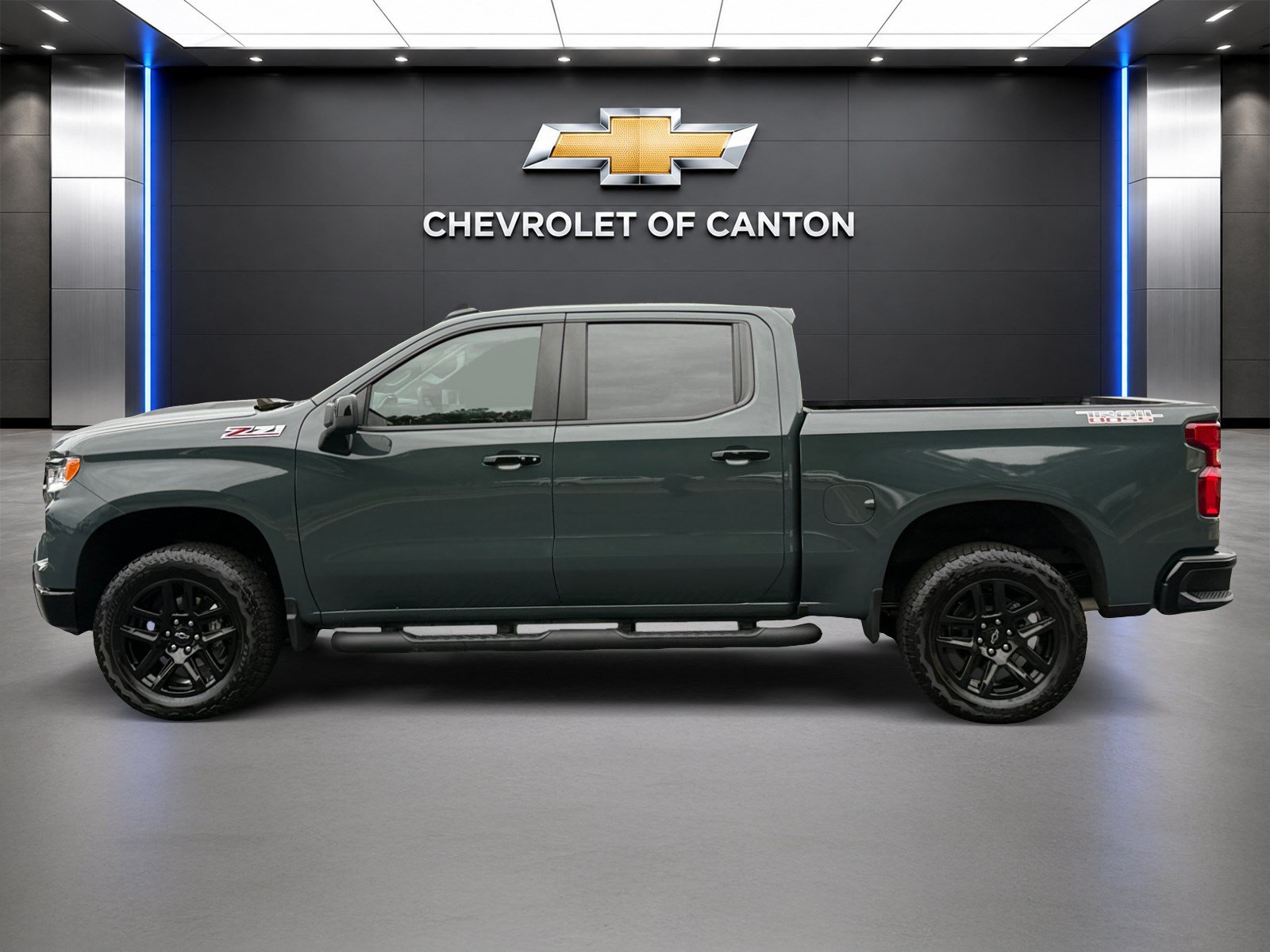 Used 2026 Chevrolet Silverado 1500 LT Trail Boss w/ Convenience Package II AWD/4WD image 8
