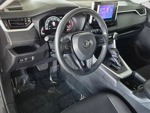 Used 2025 Toyota RAV4 LE FWD image 10