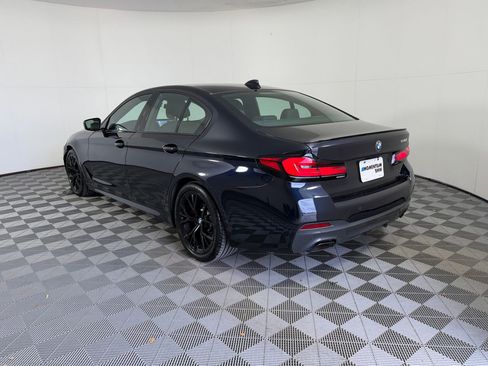 Used 2023 BMW 540i w/ M Sport Package RWD image 3