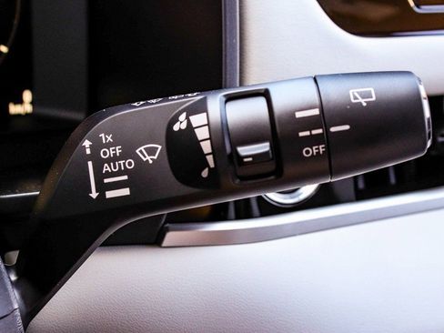 New 2025 Mitsubishi Outlander SE FWD image 29