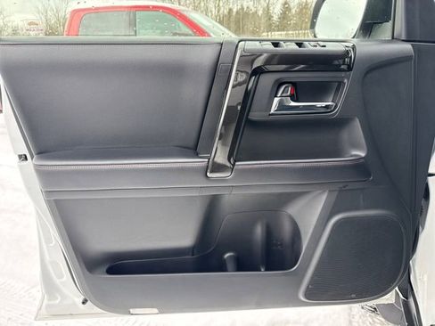 Used 2019 Toyota 4Runner TRD Off-Road Premium w/ Wilderness Package image 22