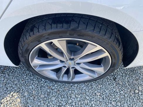 Used 2024 Chevrolet Malibu LT image 25