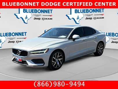 Used 2020 Volvo S60 T6 Momentum