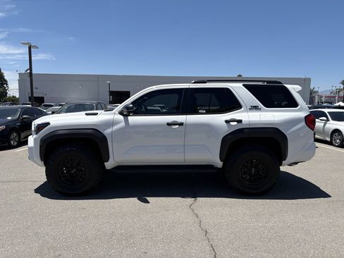 Certified 2026 Toyota 4Runner TRD Off-Road Premium w/ Tow Technology Package AWD/4WD image 2