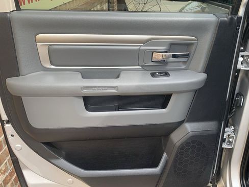 Used 2015 RAM 1500 Lone Star AWD/4WD image 19