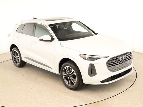 New 2026 Audi Q5 Premium AWD/4WD image 39