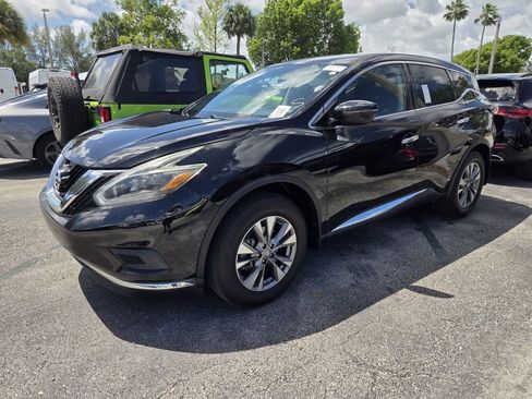 Used 2018 Nissan Murano S w/ Cargo Package FWD image 3
