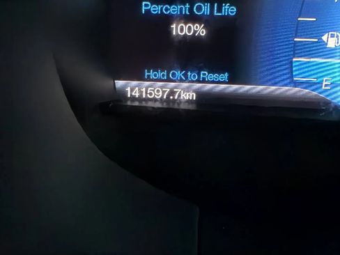 Used 2016 Ford Edge SEL w/ Canadian Touring Package image 17